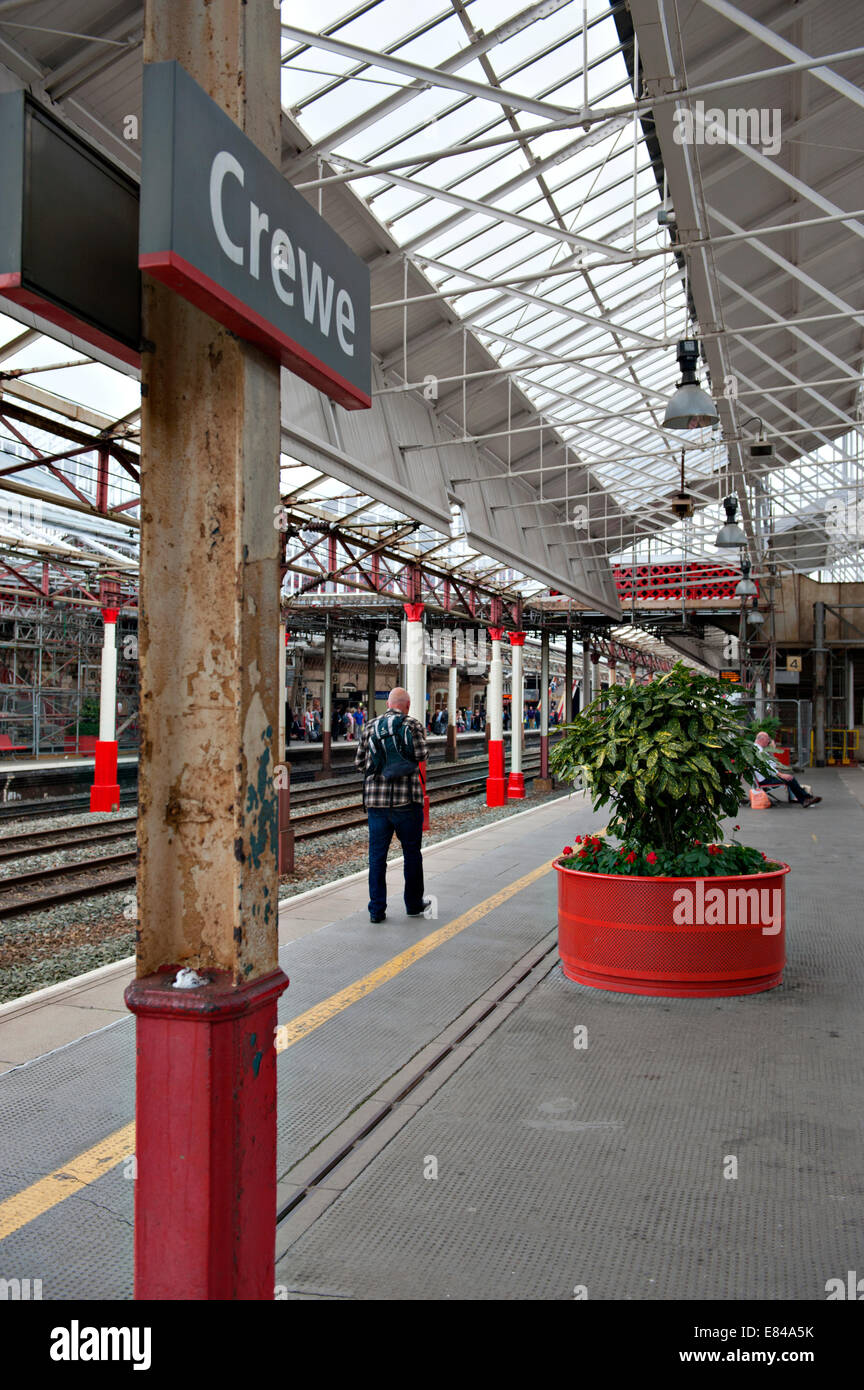 Crewe Railway Station, UK Stock Photo Alamy