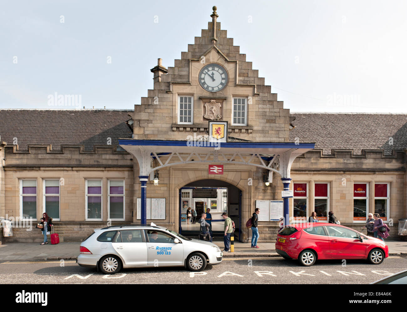 The entrance to Stirling Railway Station, Stirling, Scotland, UK Stock Photo