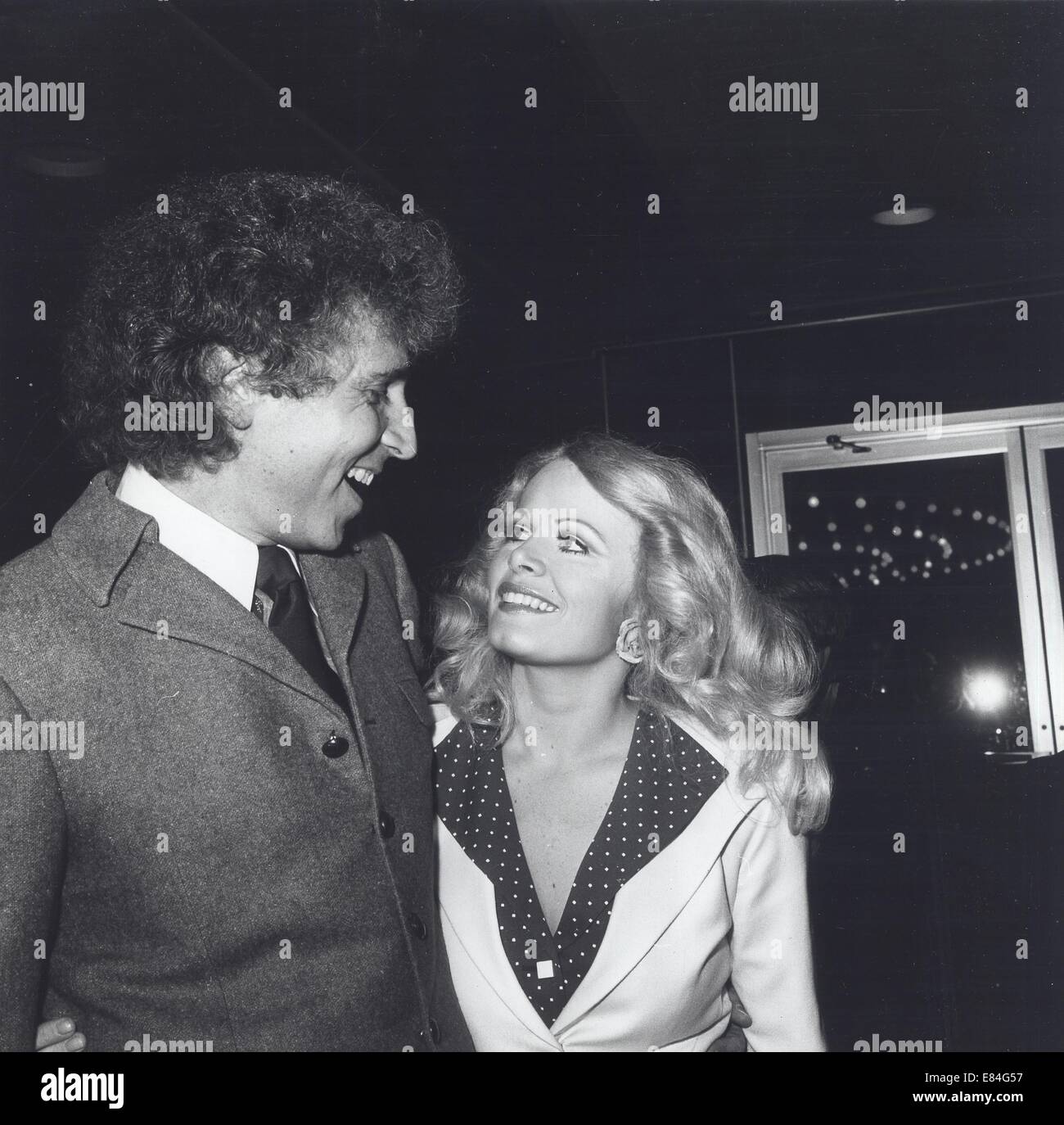 SALLY STRUTHERS with Art Fisher.Supplied by Photos, inc. © Supplied By