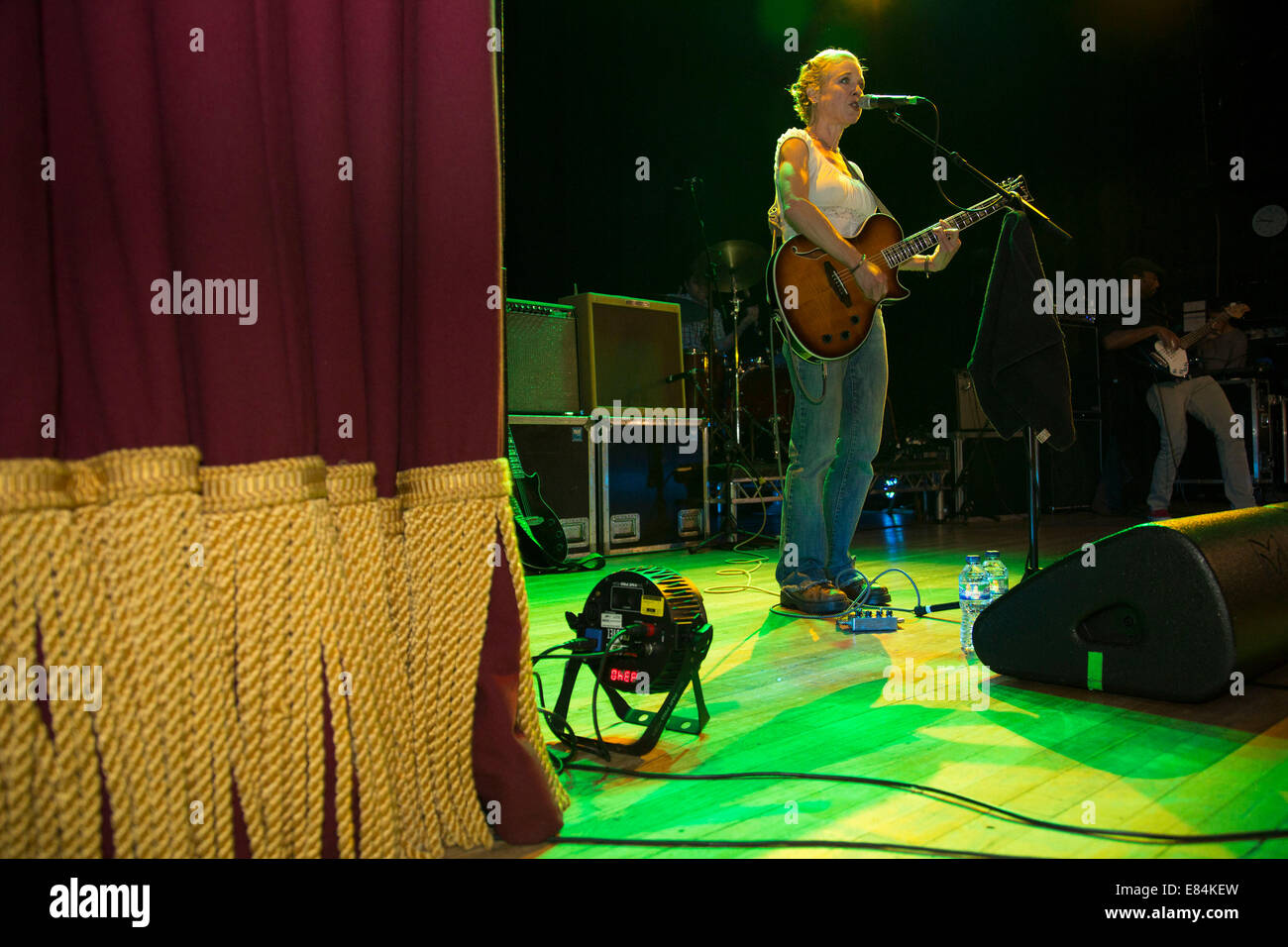 Kristin Hersh of Throwing Muses at Islington Assembly Hall in London