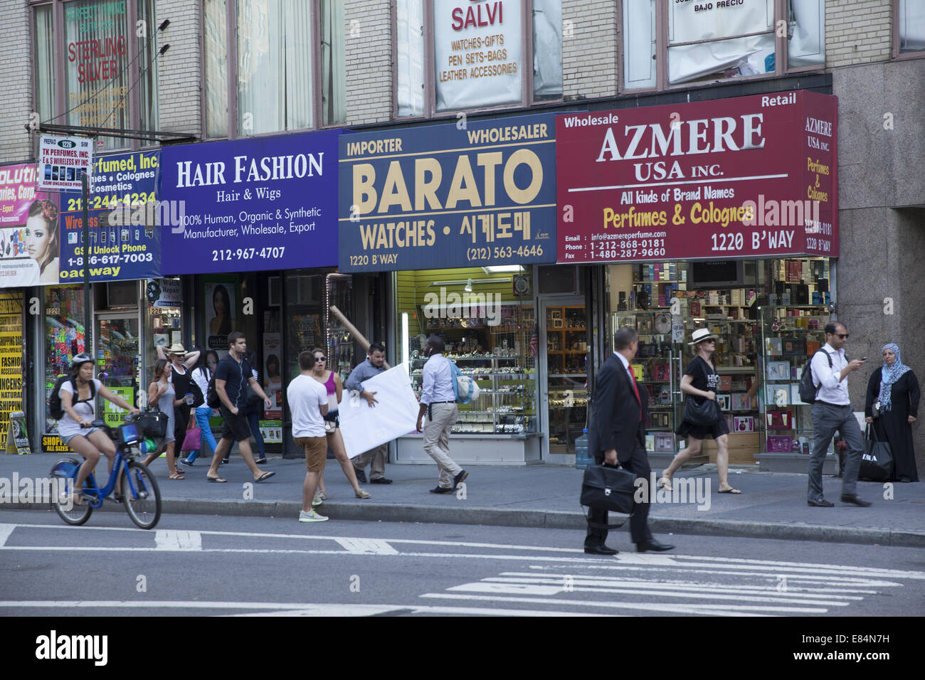 Wholesalers along Broadway in Manhattan, NYC. Stock Photo