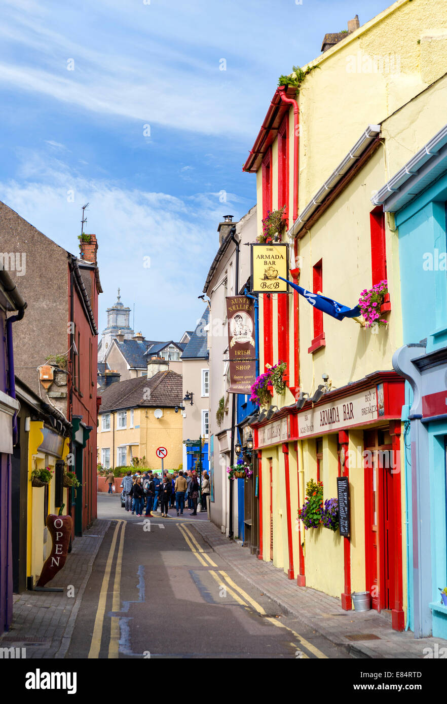 Shops and bars on Market Lane in the town centre, Kinsale, County Cork, Republic of Ireland Stock Photo