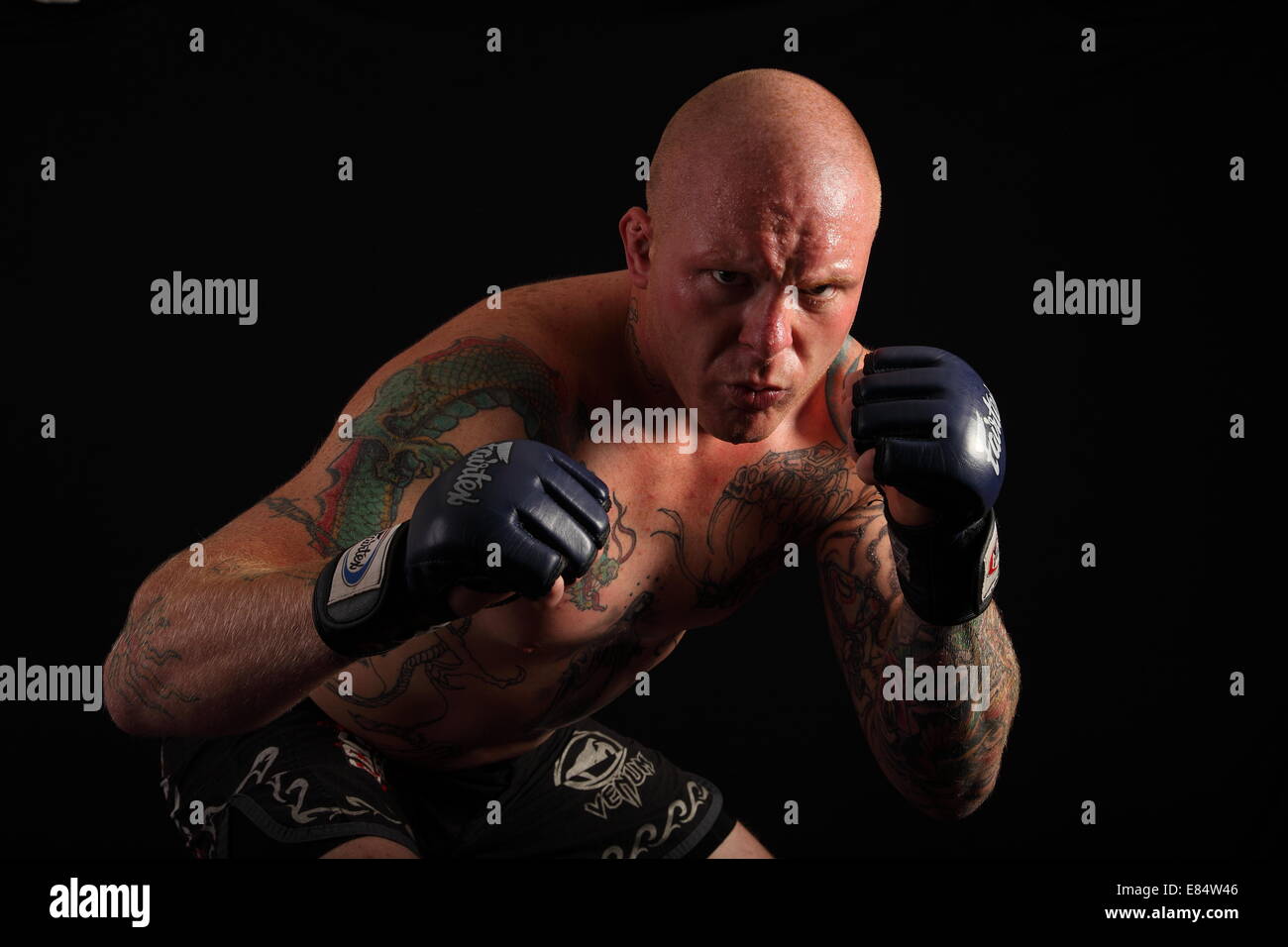 Skinhead tattoo hi-res stock photography and images - Page 2
