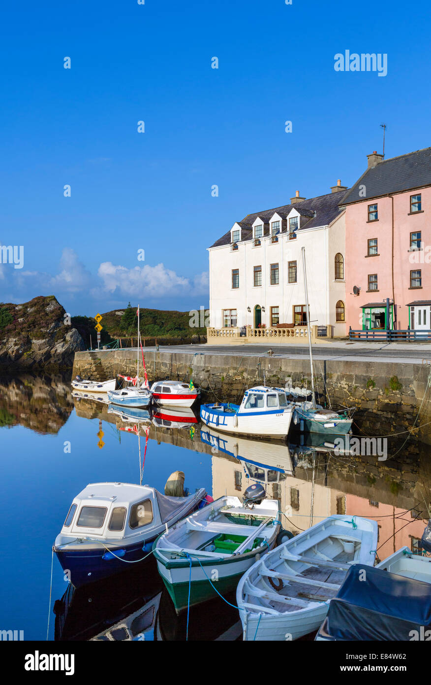 The small picturesque harbour in Bunbeg in the early morning, Gweedore, County Donegal, Republic of Ireland Stock Photo