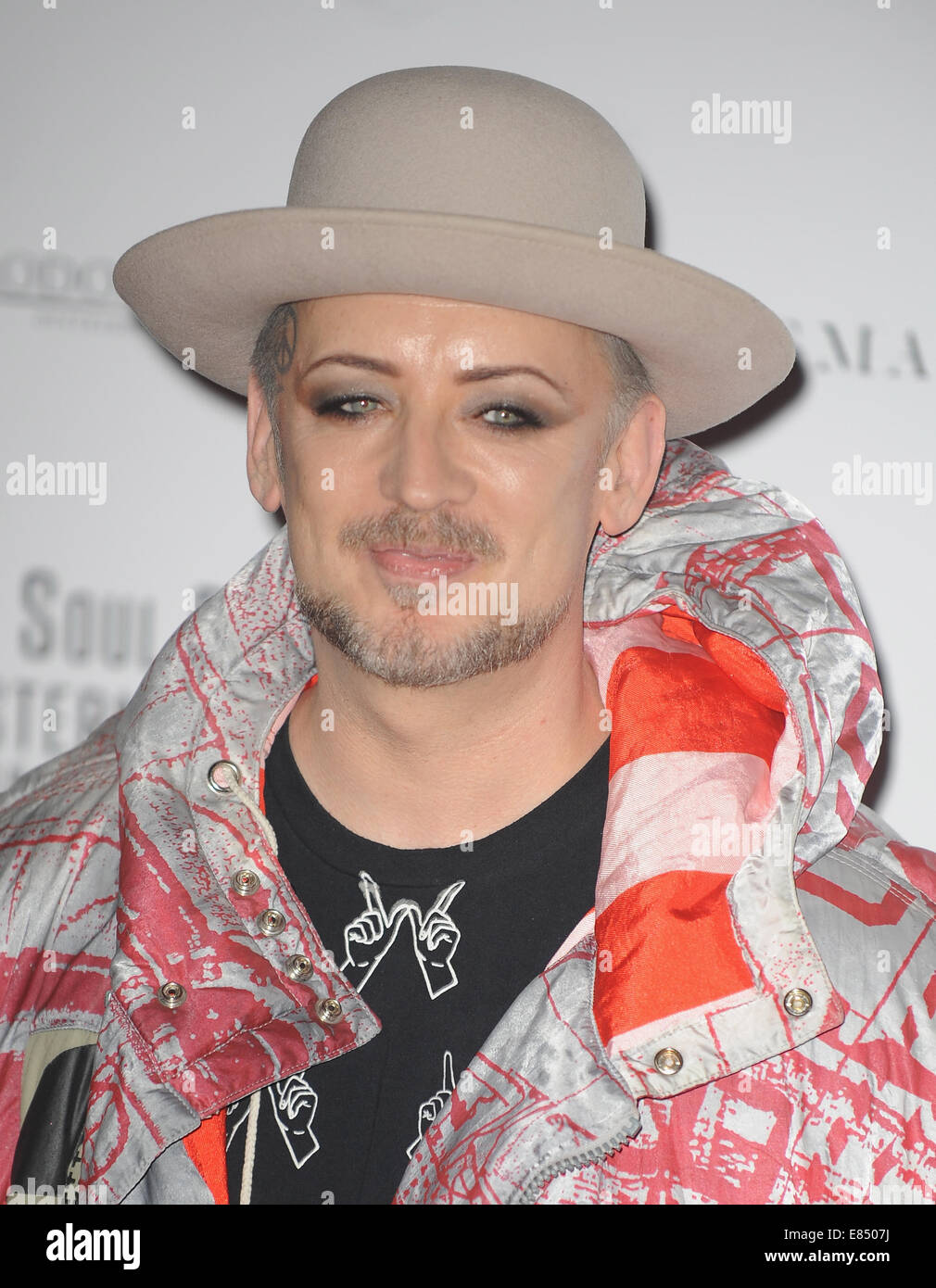 Boy george 027 jpg hi-res stock photography and images - Alamy, image size:1010x1390