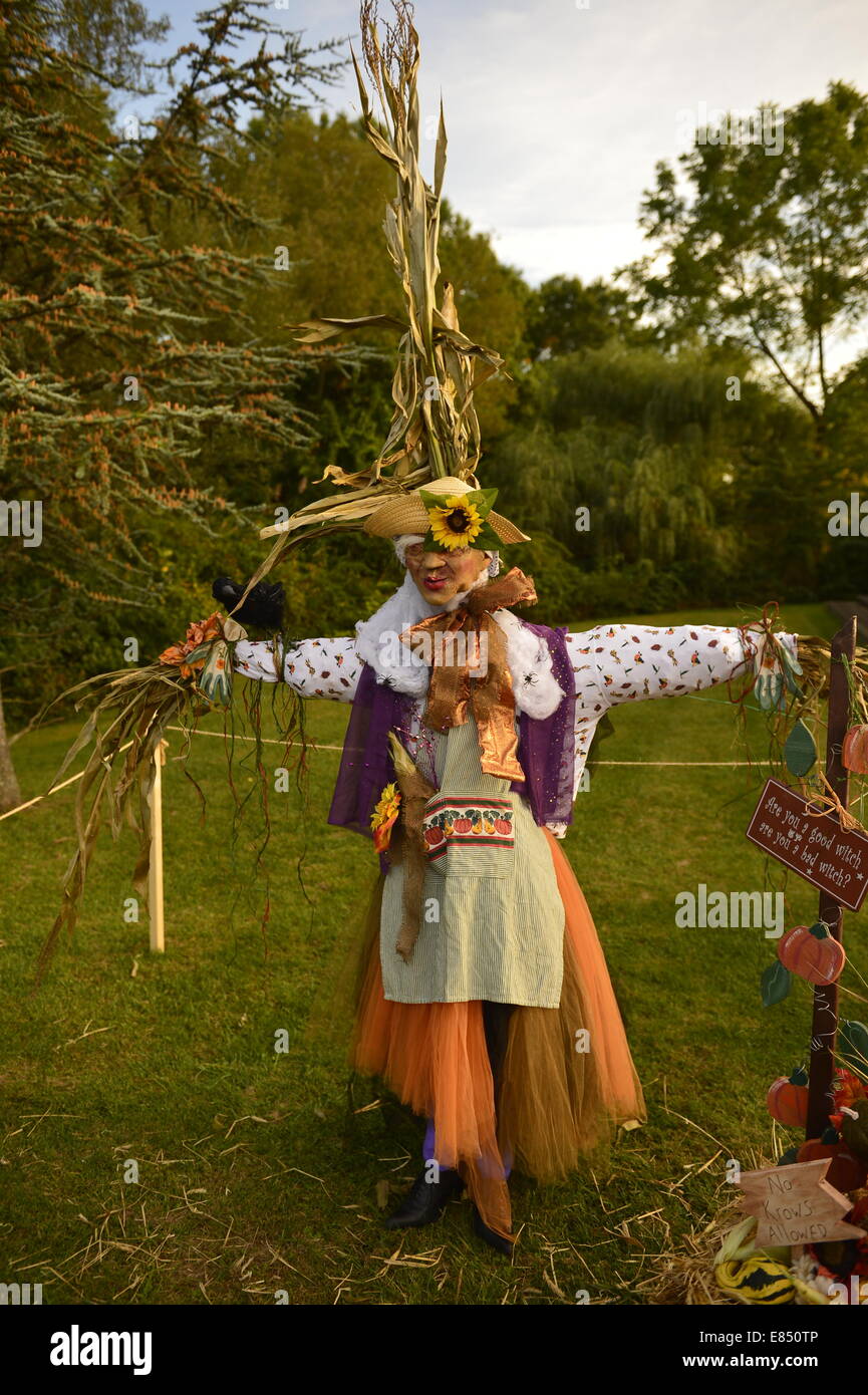 Old Bethpage, New York, USA. 28th September 2014. In the scarecrow