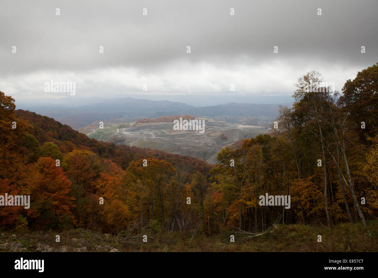 mountaintop removal, appalachia, virginia Stock Photo - Alamy