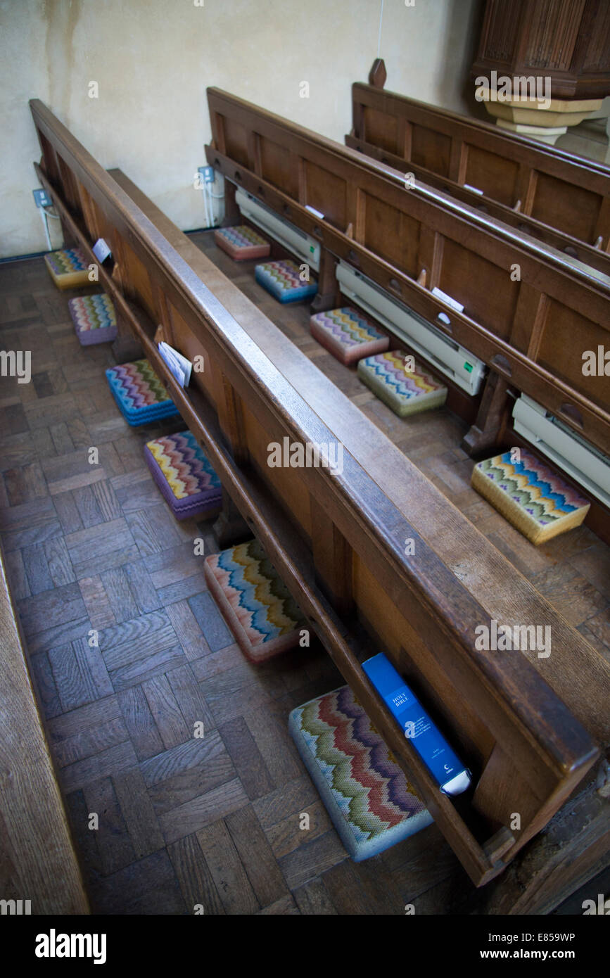 Pews inside , The 16th century St. Helen's church, known as 'the cathedral of the broads' Stock Photo