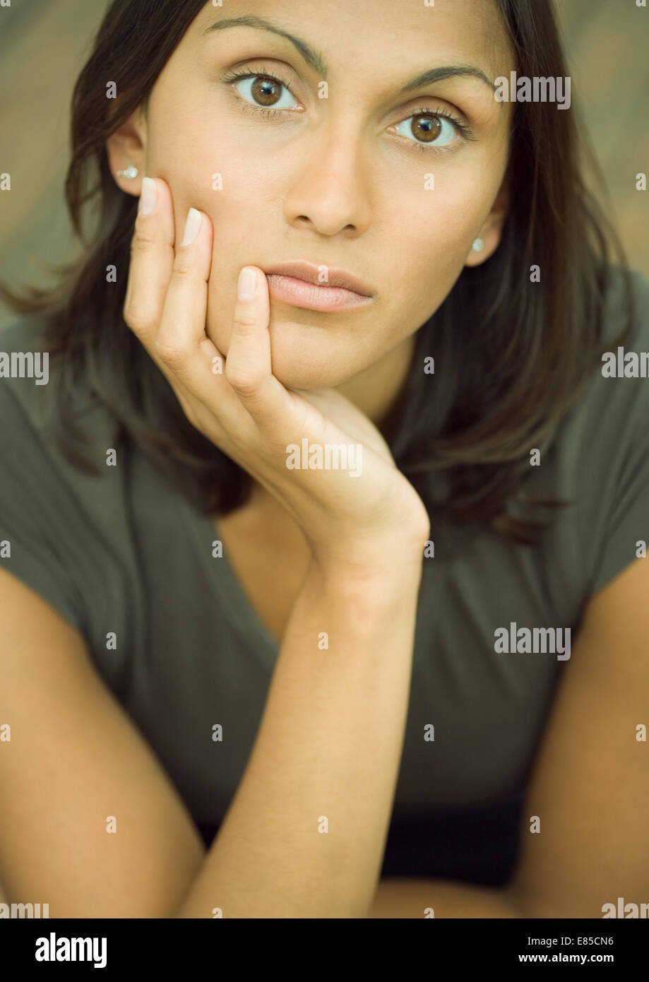 Resting chin on hand hires stock photography and images Alamy