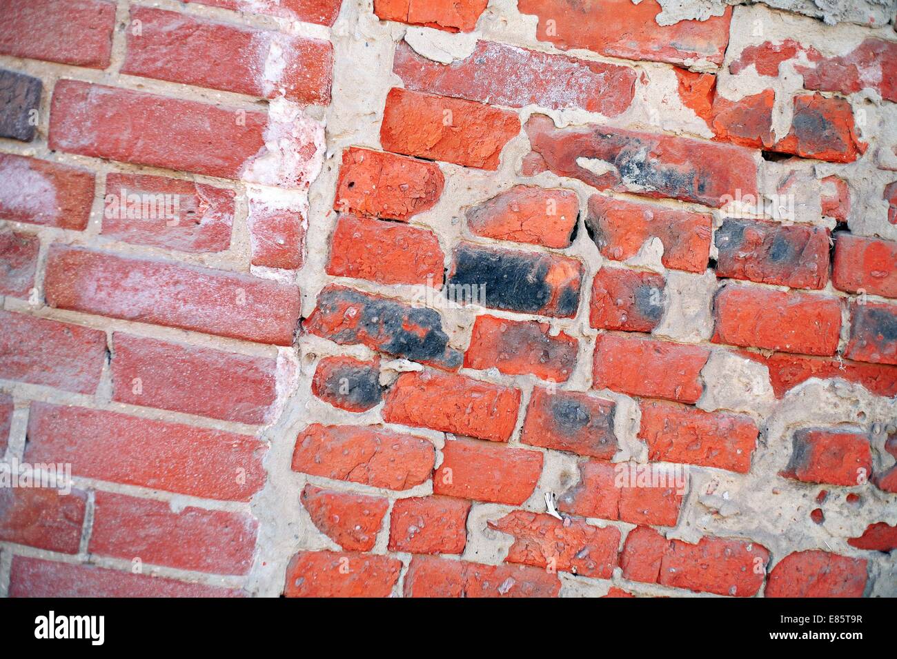 an old red brick wall background image Stock Photo - Alamy