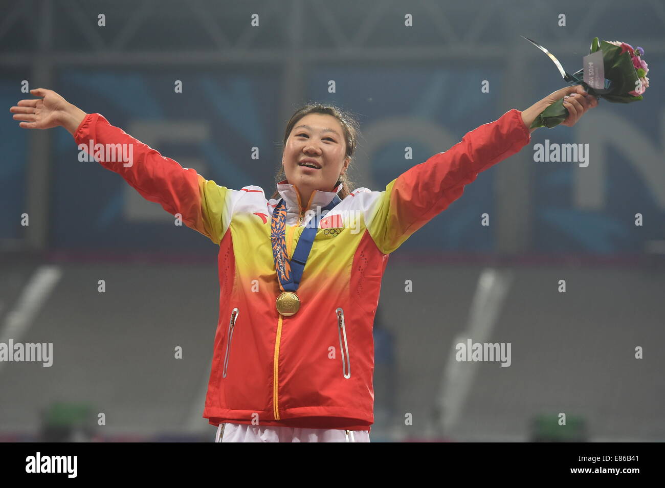 Incheon, South Korea. 1st Oct, 2014. Gold medalist Zhang Li of China
