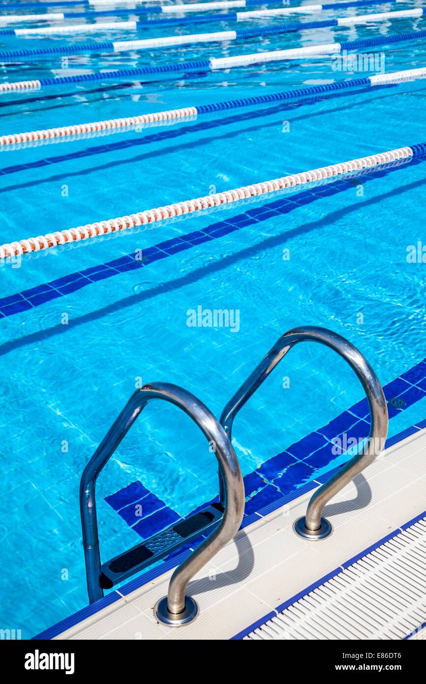 Image of swimming pool Stock Photo - Alamy