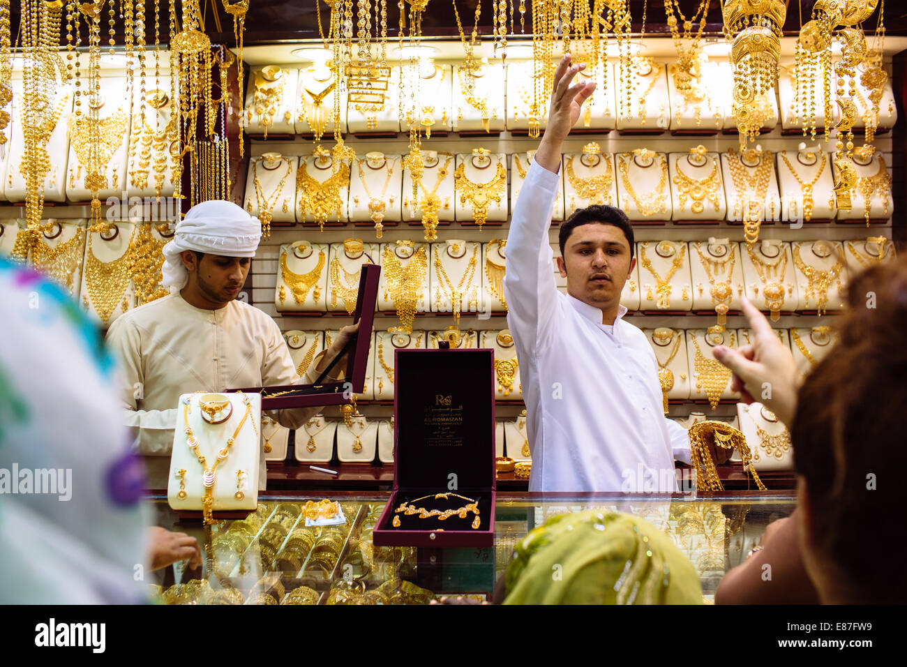 Gold sellers hi-res stock photography and images - Alamy