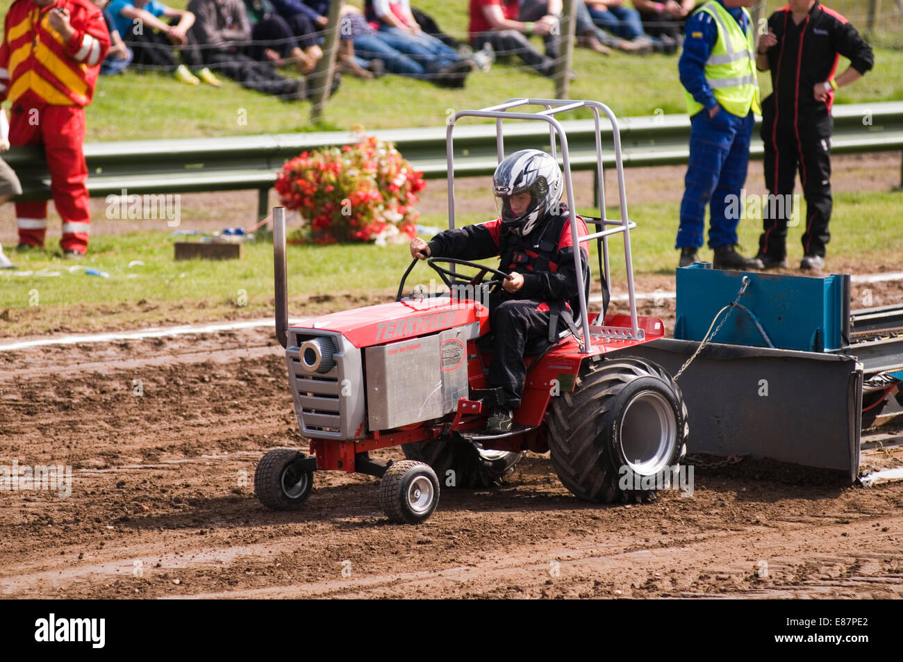 junior tractor pulling puller pullers children child kid kids class