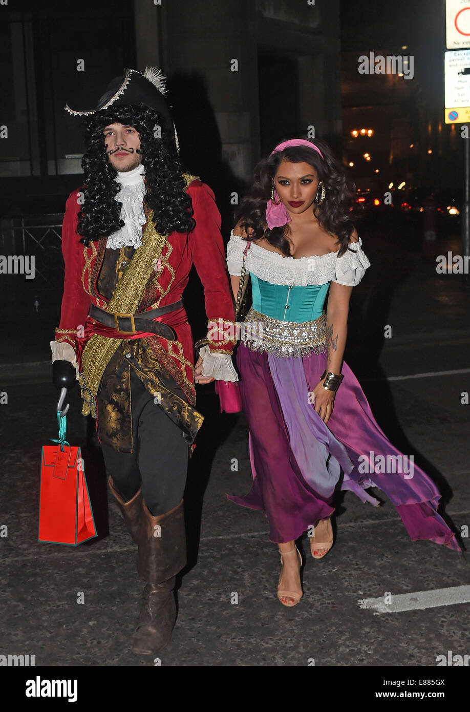 disneyland man dressed as princess This Guy Cosplays Flawlessly as Both Disney Princes AND Princesses We're in Awe