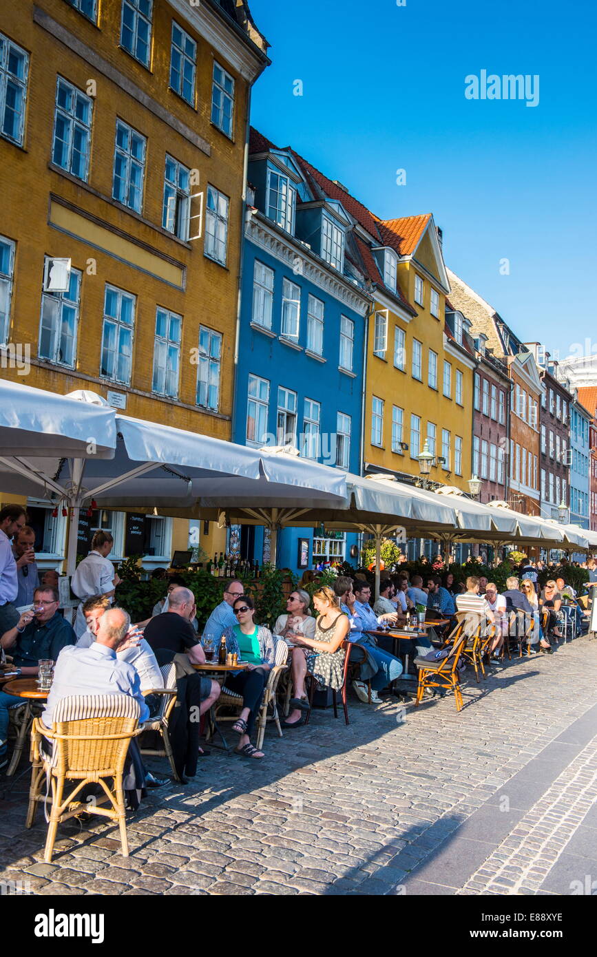 Restaurants in Nyhavn, 17th century waterfront, Copernhagen, Denmark, Scandinavia, Europe Stock Photo