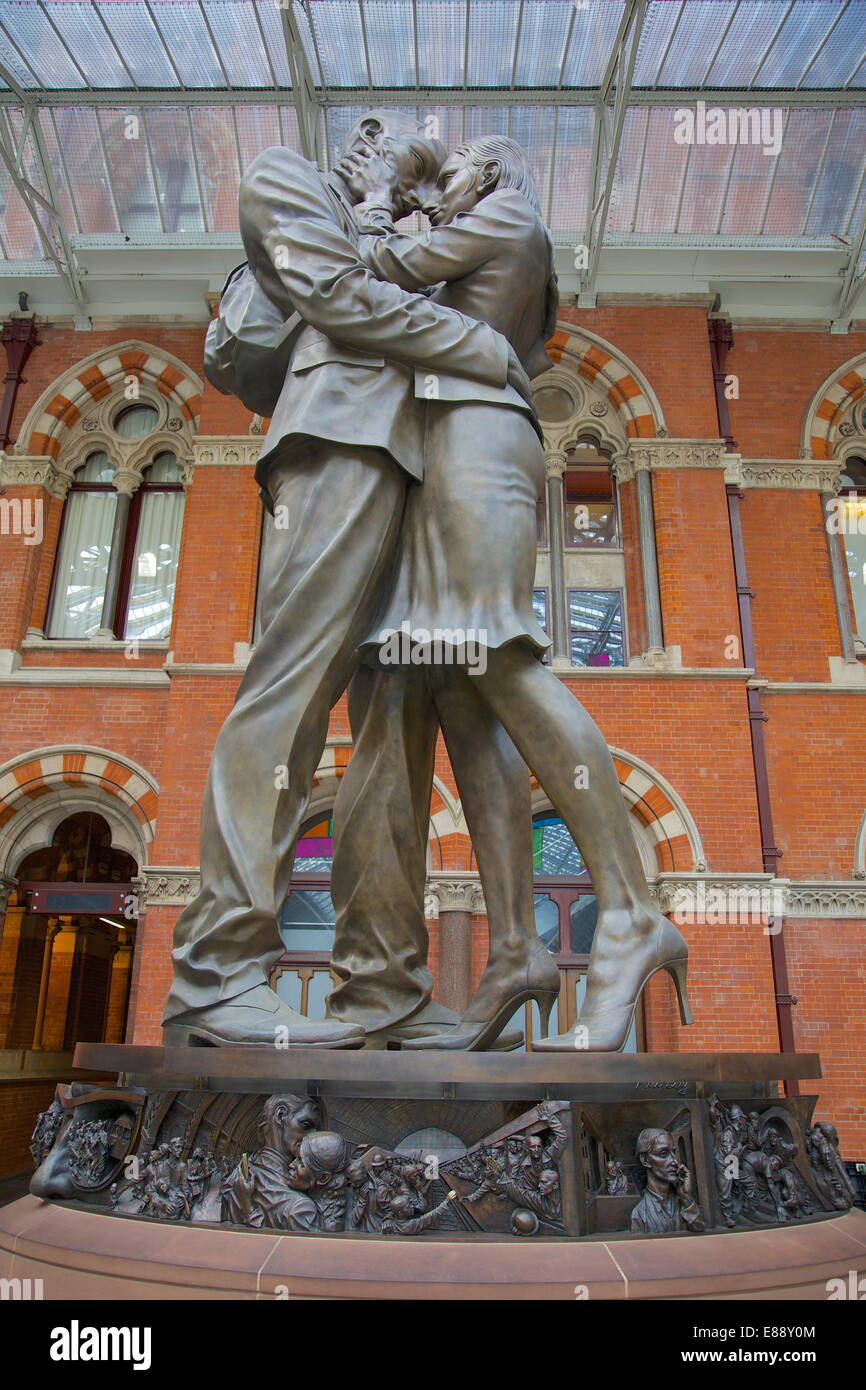Statue of Couple Embracing, St. Pancras Station, London, England