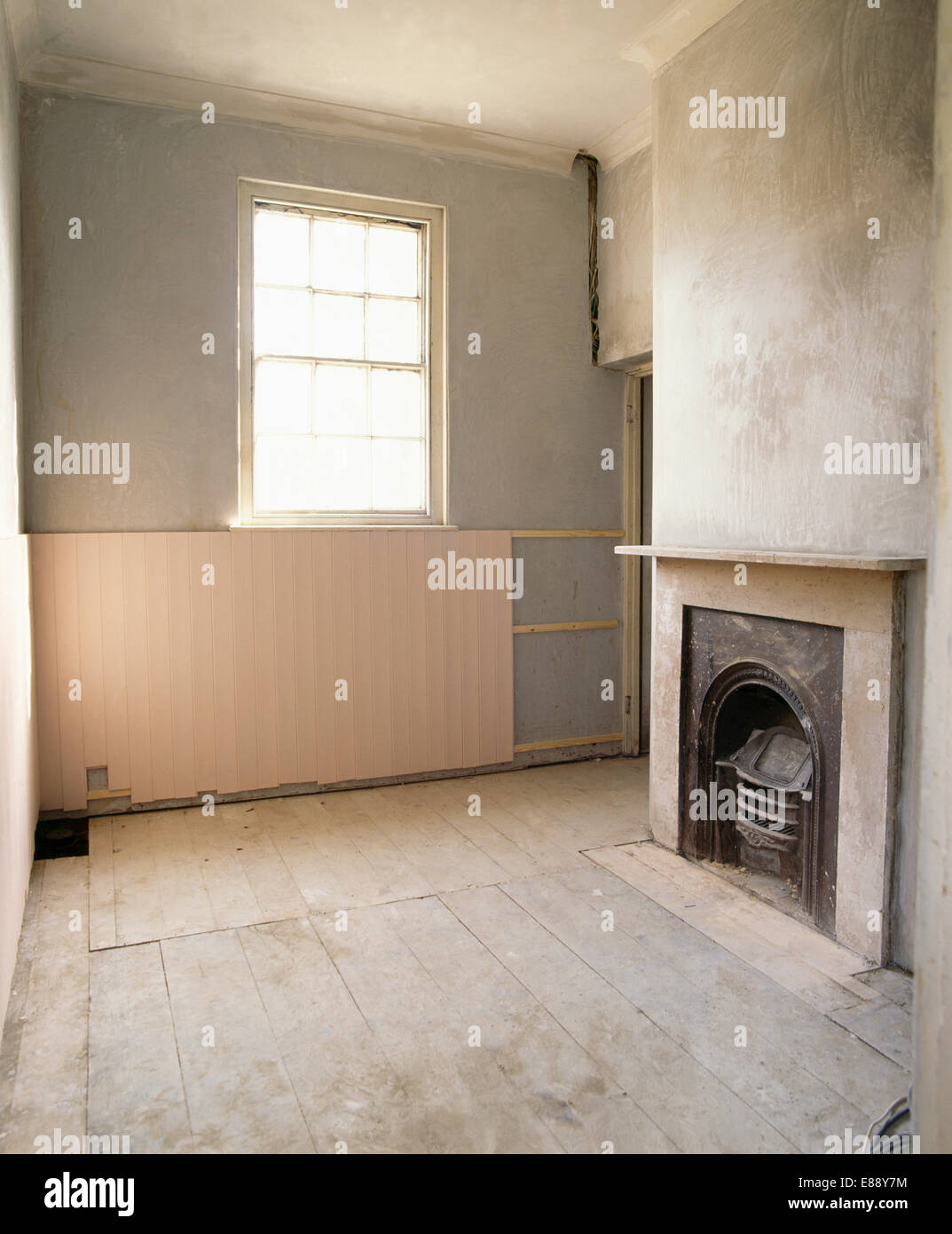 Empty Room With Newly Fitted Tongue Groove Dado Panelling Stock