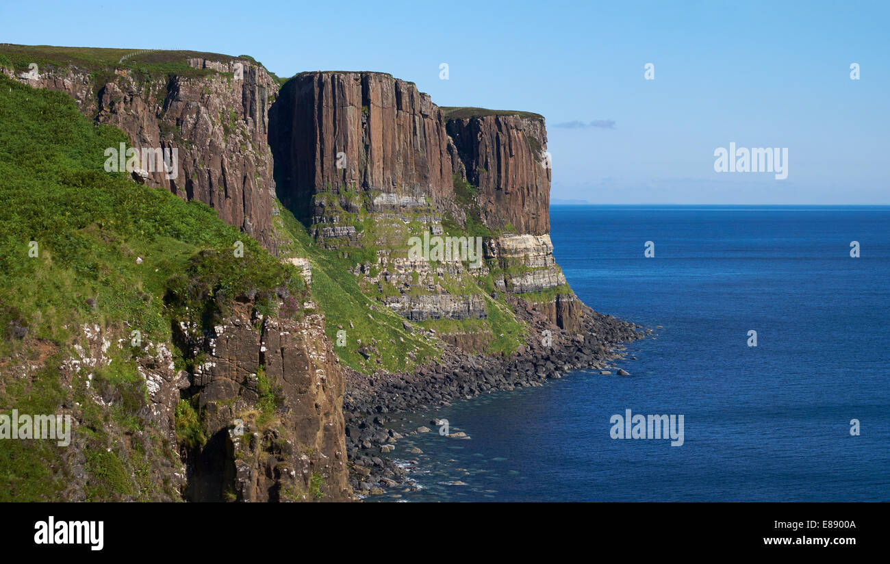 Kilt Rock from Ellishadder on the Isle of Skye, Scottish Highlands ...