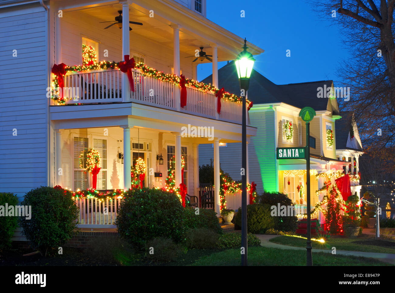 These traditional, Victorianstyle homes in a Christmas town/village