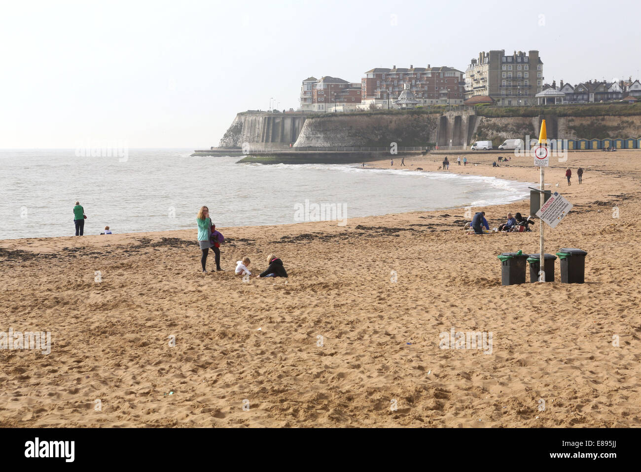 The UK enjoyed warm spring weather as temperatures reached up to 20 degrees in South East England, making it hotter than some parts of Europe.  Where: Broadstairs, Kent, United Kingdom When: 30 Mar 2014 Stock Photo