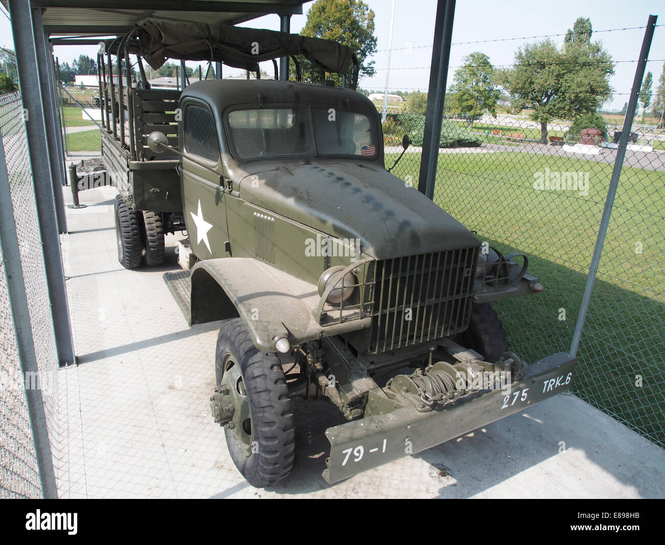 Gmc ww2 truck hi-res stock photography and images - Alamy Gmc ww2 truck hi-res stock photography and images - Alamy