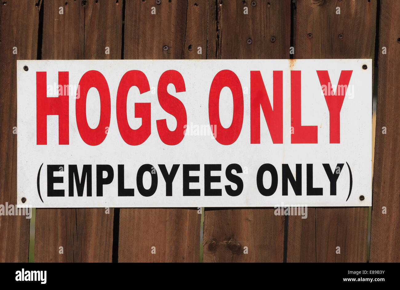 Bbq restaurant sign hi-res stock photography and images - Alamy