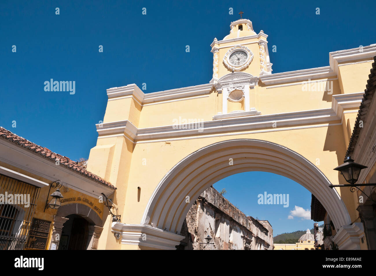 Santa Catalina Arch, Arco de Santa Catalina, Antigua, Guatemala Stock Photo