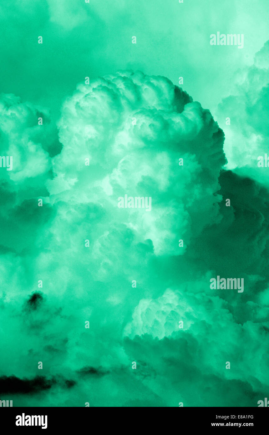 Impressive cloud formation hi-res stock photography and images - Alamy