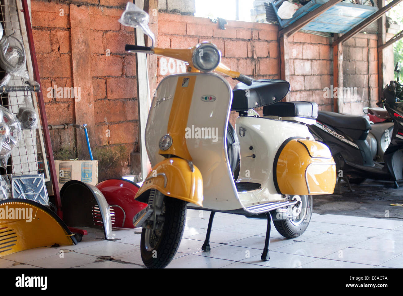 Vespa scooters in Asia Stock Photo - Alamy