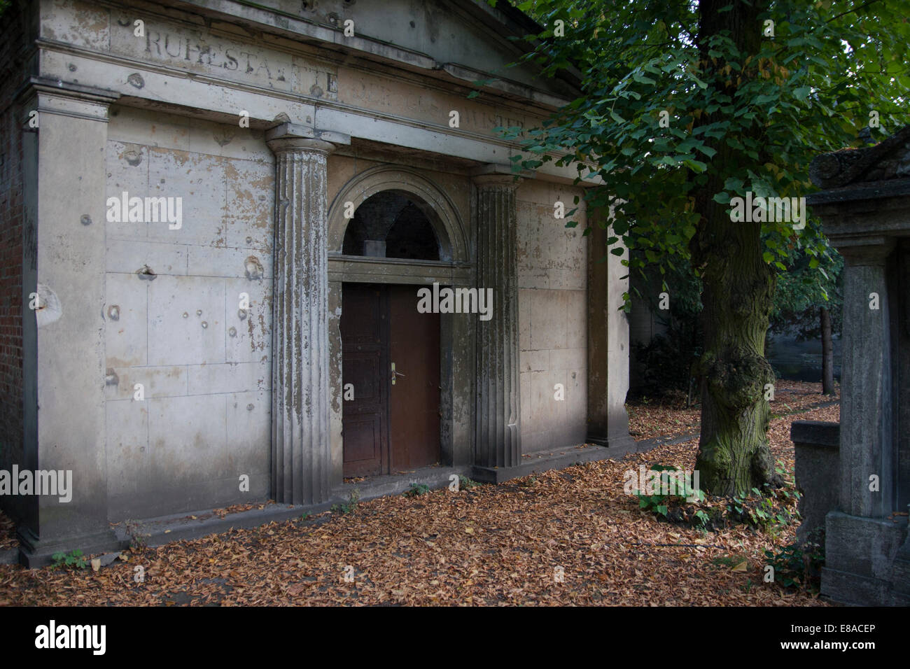 cemetery graveyard vault crypt Berlin Germany Stock Photo Alamy