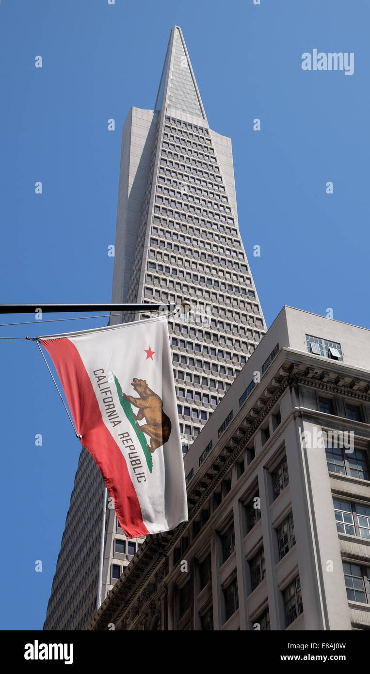 San Franciscos finacial distric and the Transamerica Pyramid with a California Republic flag Stock Photo