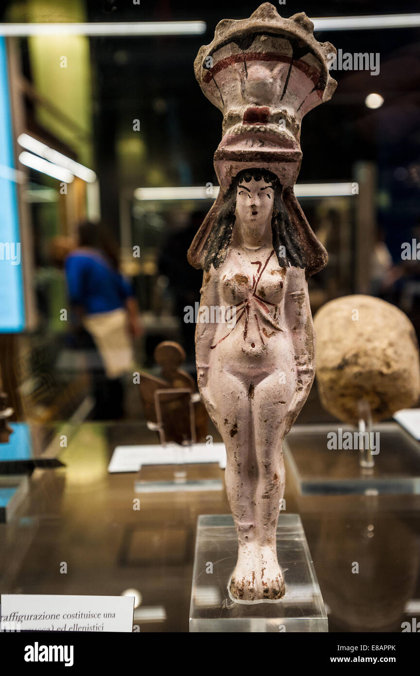 Italy Piedmont Turin Egyptian Museum Statuette of Iside - Aphrodite. These figures show the fusion of egyptian Stock Photo