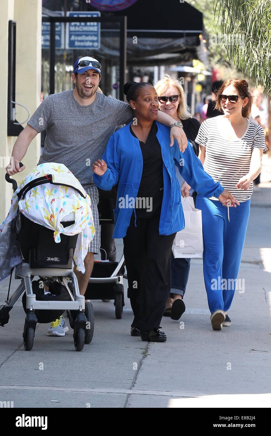 Jason Biggs, along with wife Jenny Mollen and their sixweekold son