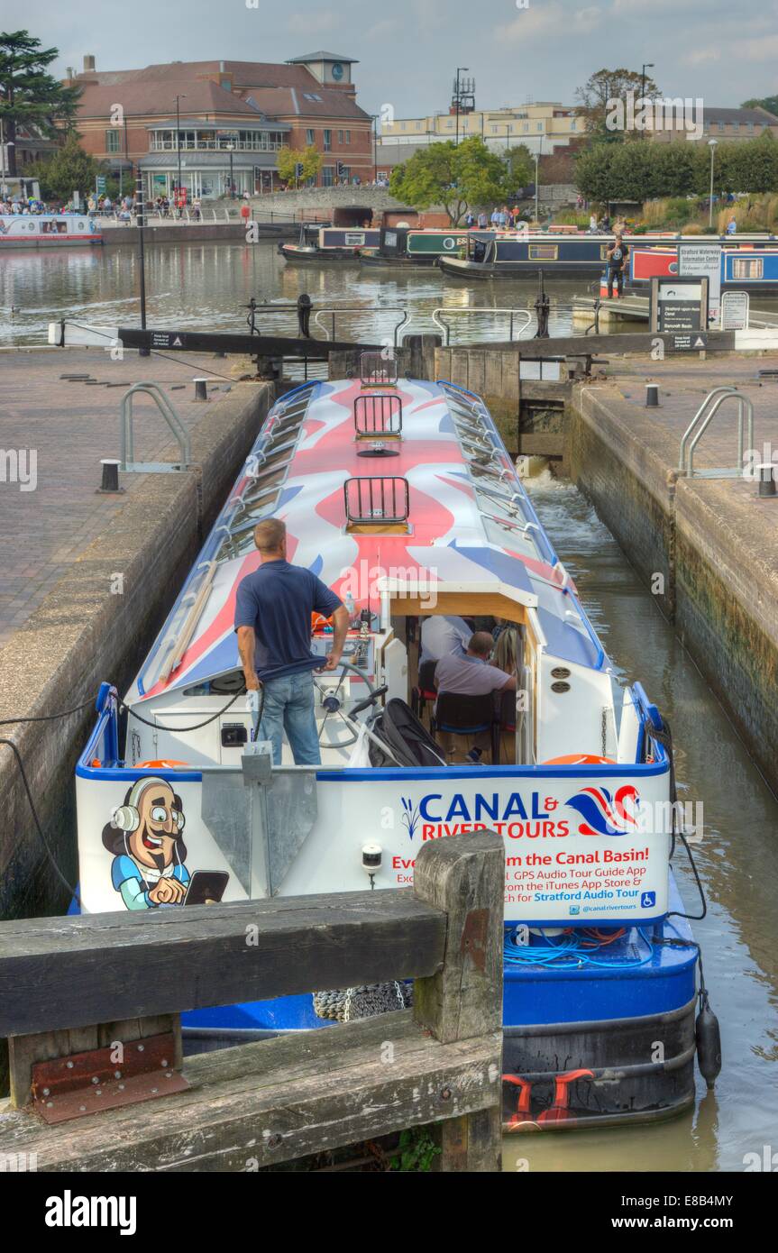 canal boat in stratford upon avon Stock Photo