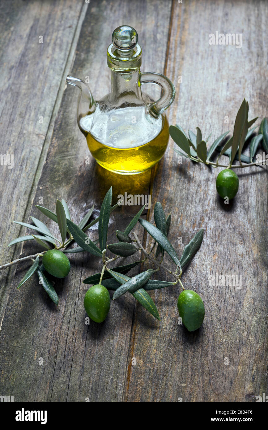 Olive oil bottle no oil hires stock photography and images Alamy