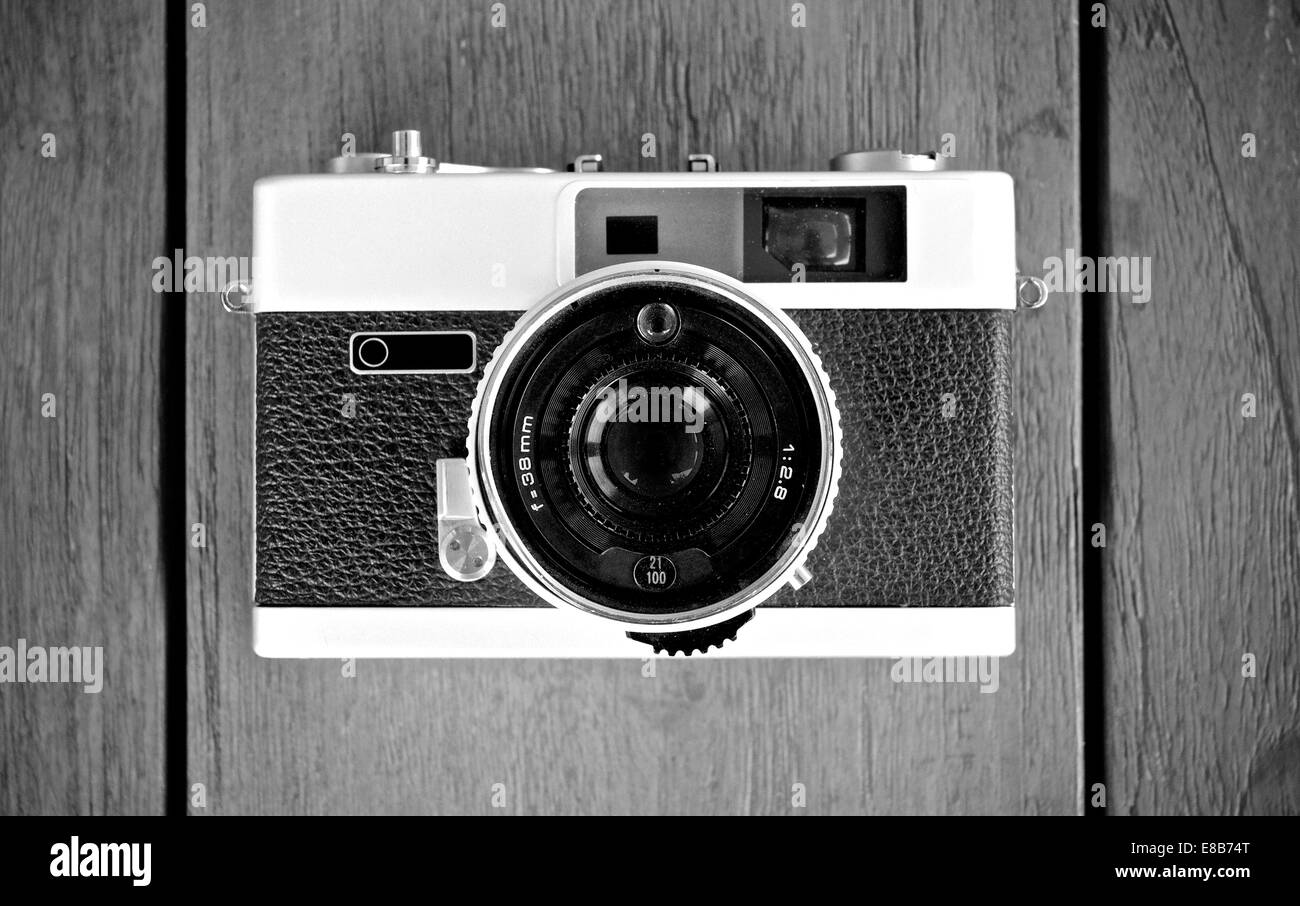 Vintage analog camera Stock Photo Alamy