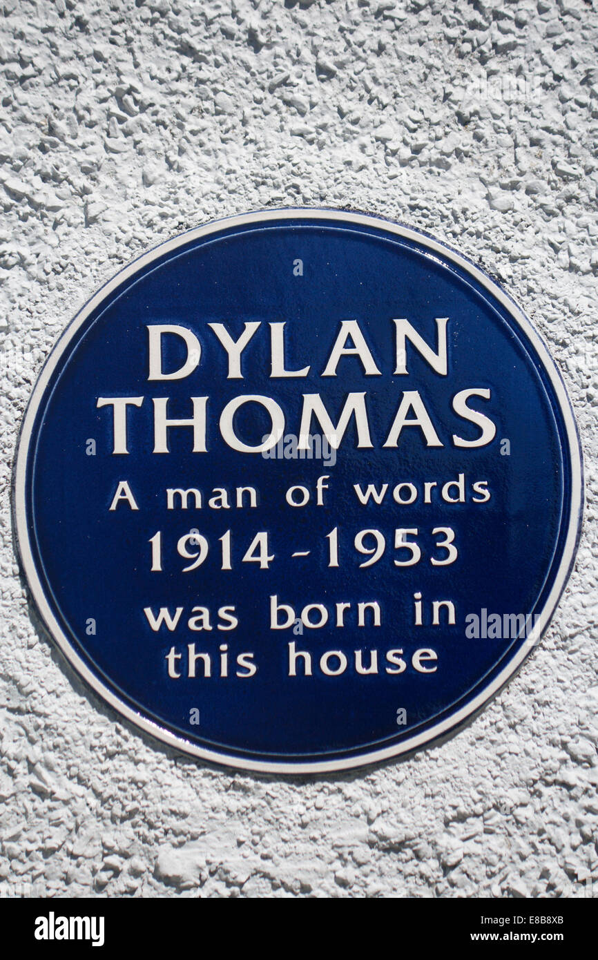 Blue plaque on exterior wall of 5 Cwmdonkin Drive Uplands Swansea Wales UK Birthplace and childhood home of Dylan Marlais Thomas Stock Photo