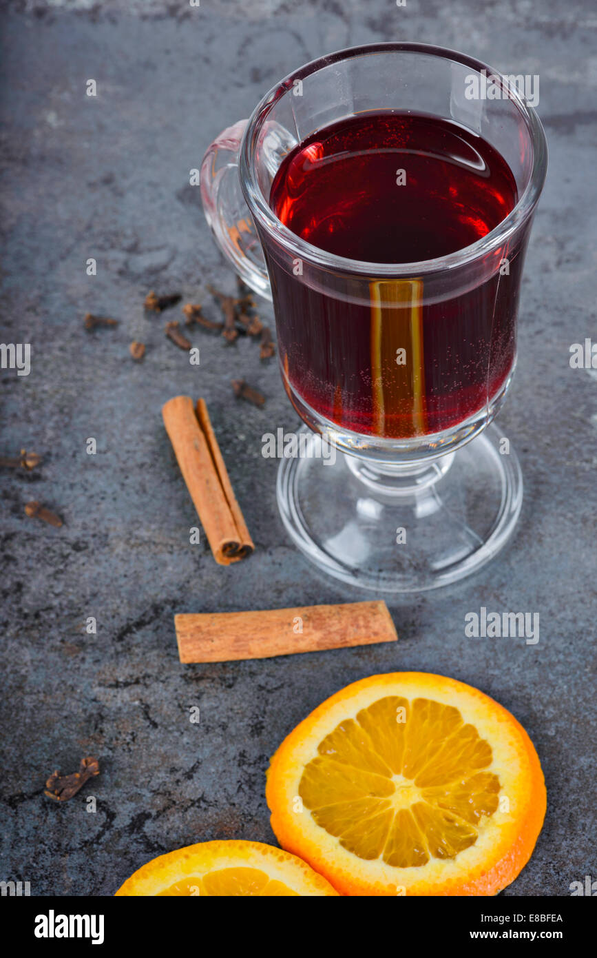 Red mulled wine with spices Stock Photo Alamy