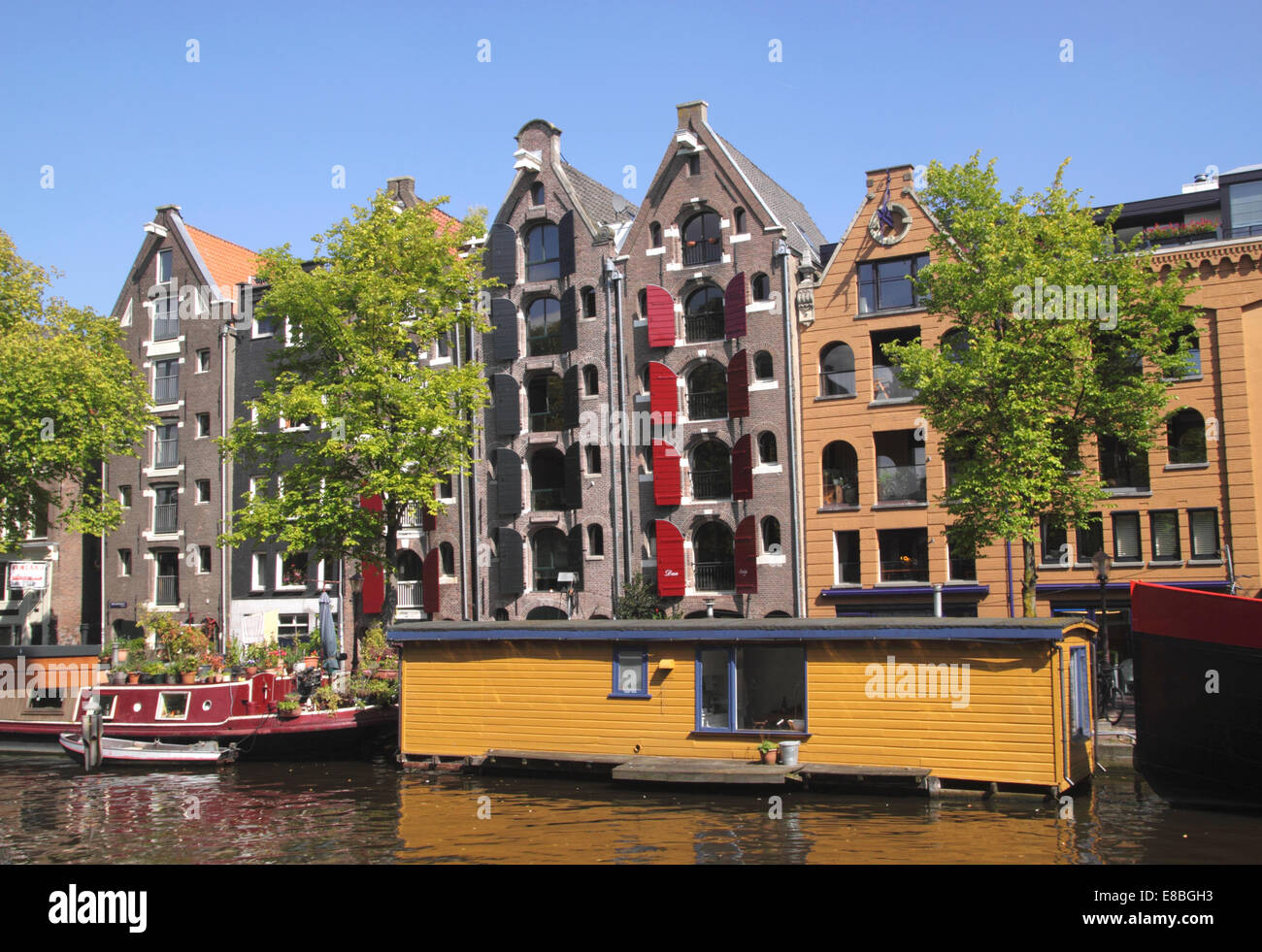 Canalside buildings by Brouwersgracht Canal Amsterdam Holland Stock Photo