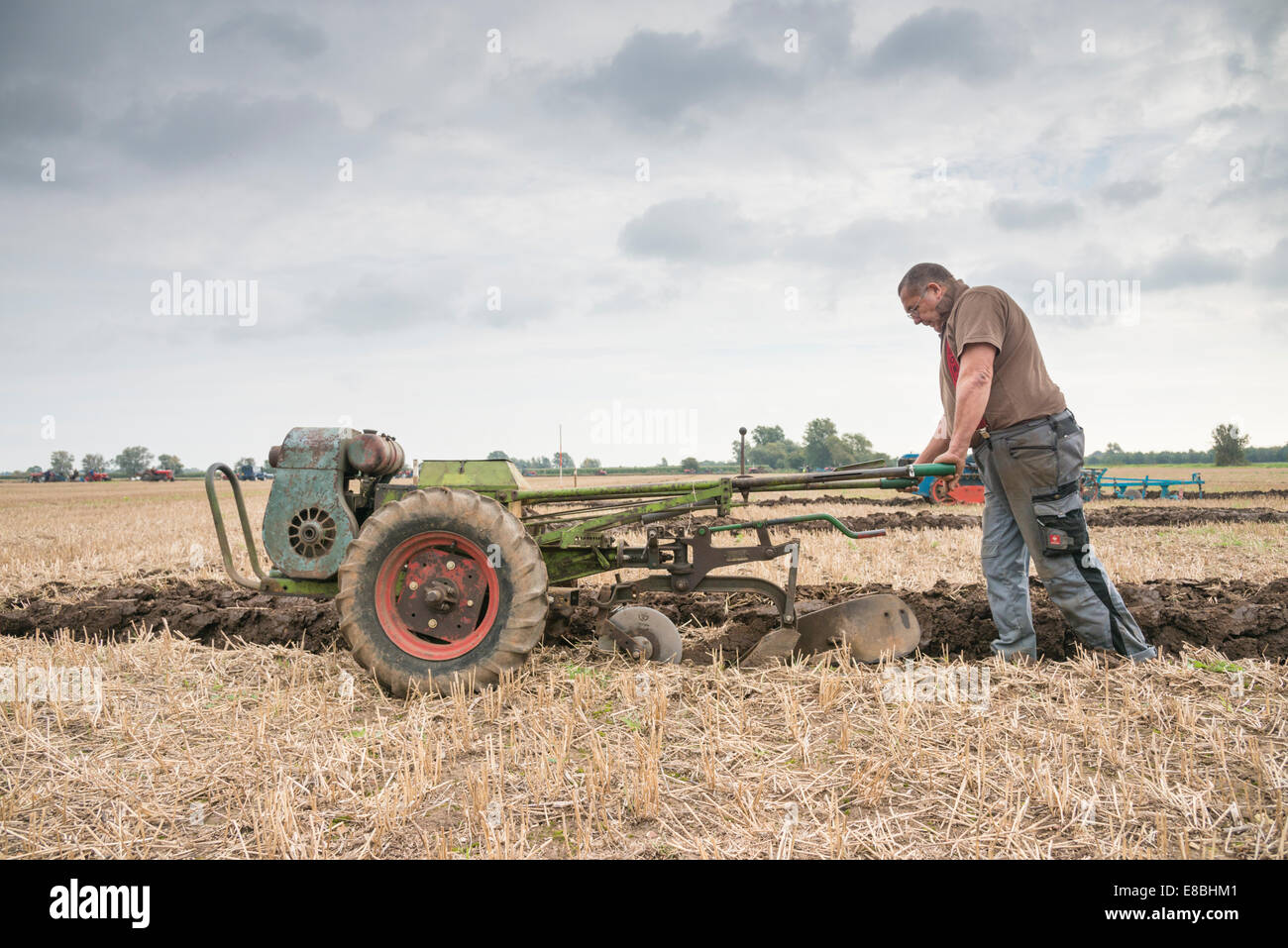 Cottenham, Cambridgeshire, UK. 4th October, 2014. Pete Cornish takes