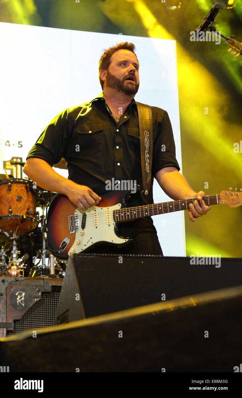 Las Vegas, NV, USA. 3rd Oct, 2014. Randy Houser in attendance for Route 91 Festival - FRI, The Lot, Las Vegas, NV October 3, 2014. © MORA/Everett Collection/Alamy Live News Stock Photo