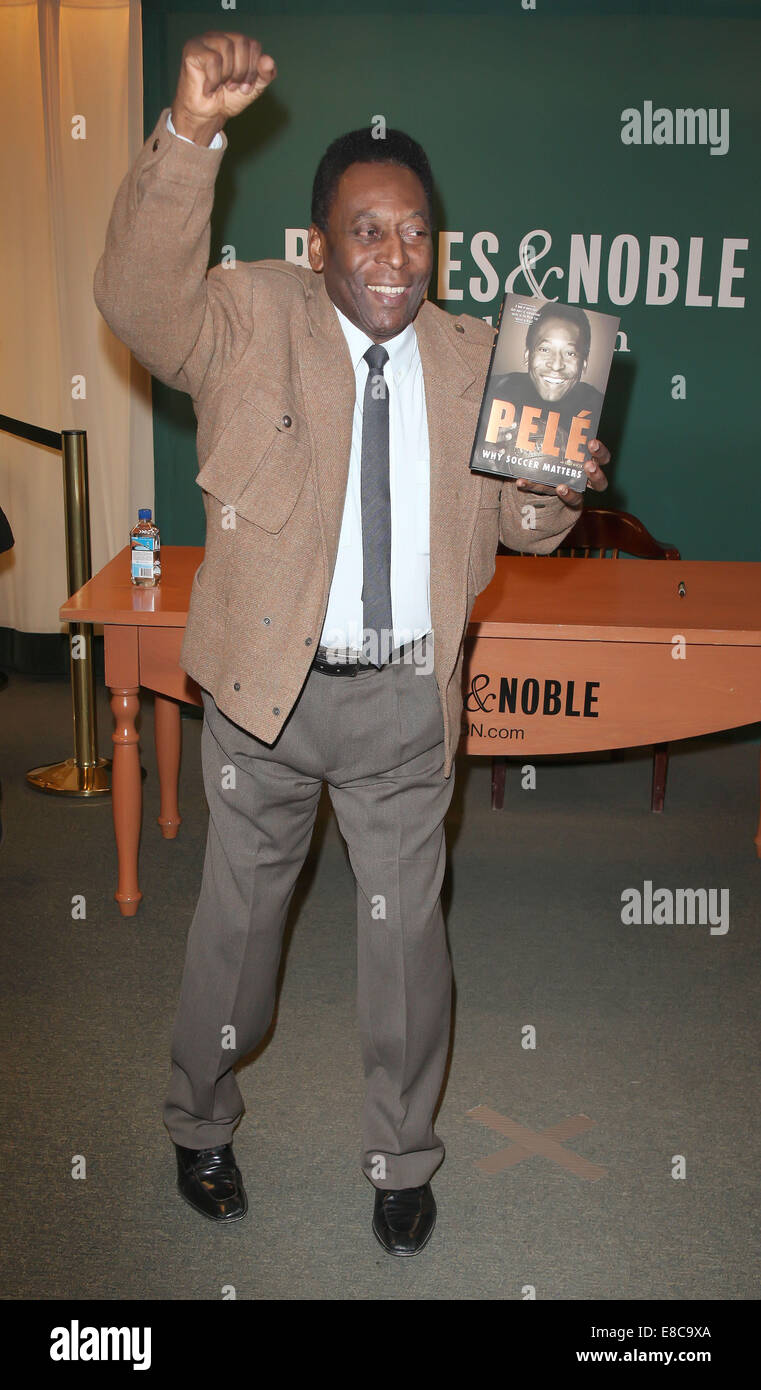 Brazilian Soccer Legend Pele Presents His New Book Why Soccer Matters