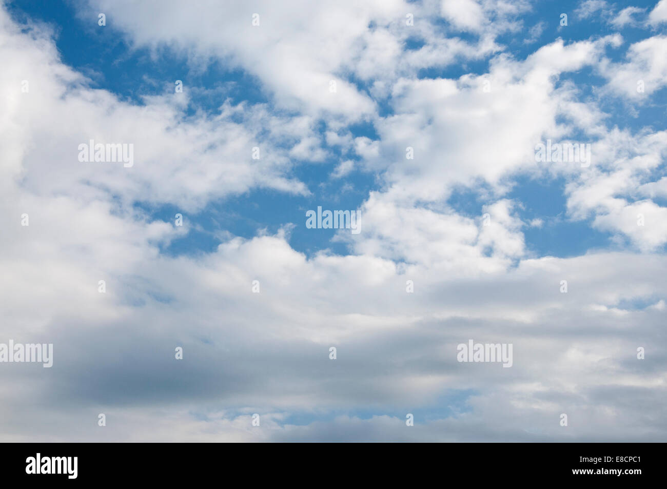 Intermittent clouds hi-res stock photography and images - Alamy