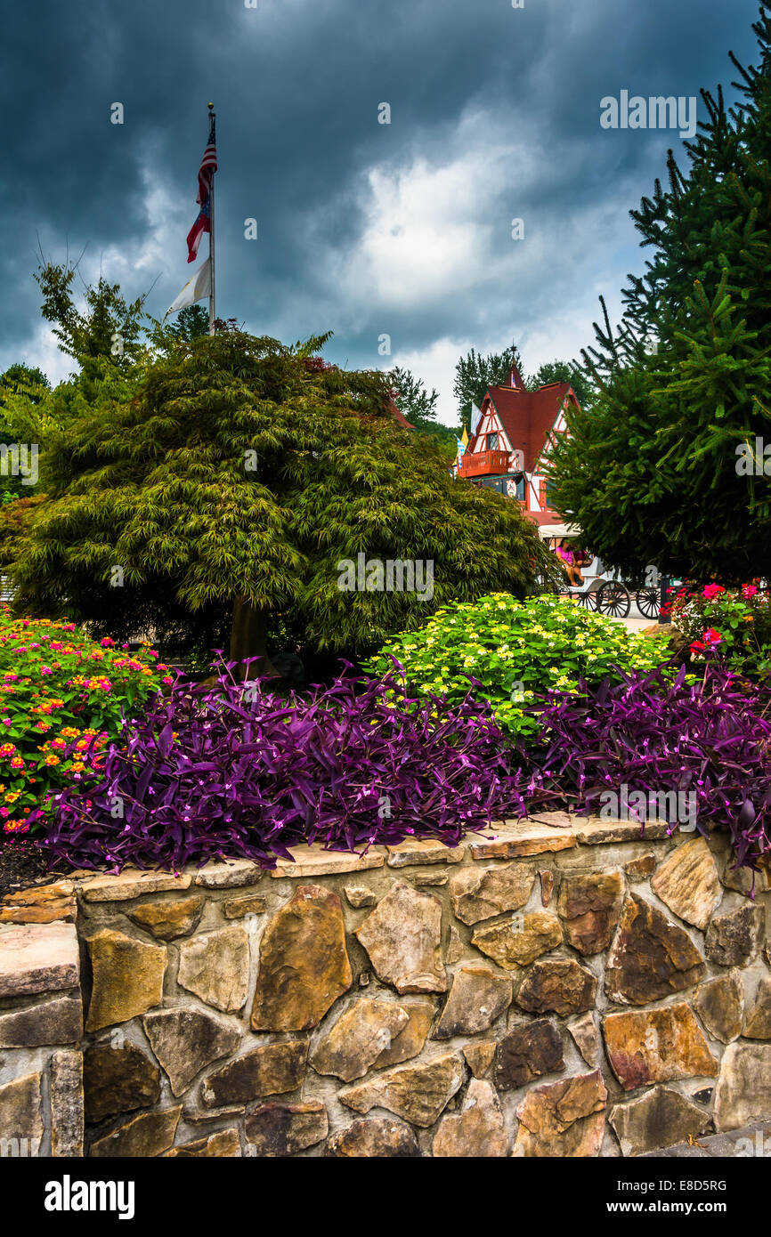 Helen garden hires stock photography and images Alamy