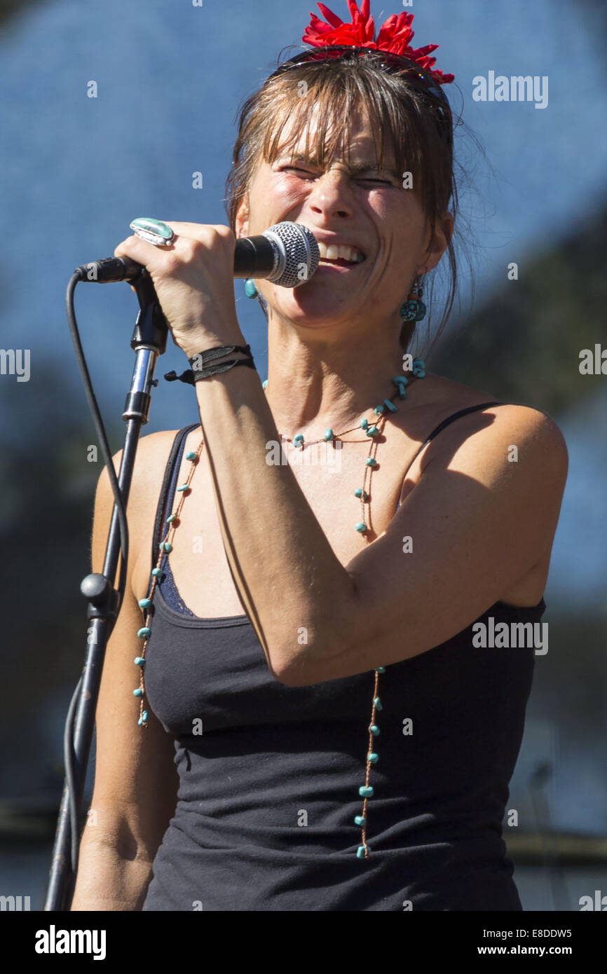 Bluegrass annual hi res stock photography and images Alamy
