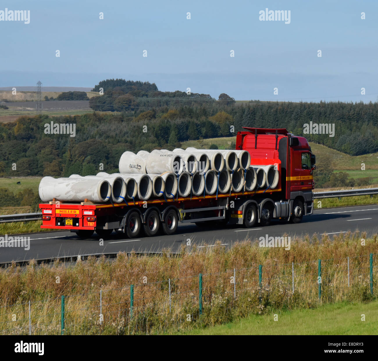 John Miller, Lockerbie, HGV with concrete pipes. M6 Motorway, northbound. Shap, Cumbria, England, United Kingdom, Europe. Stock Photo