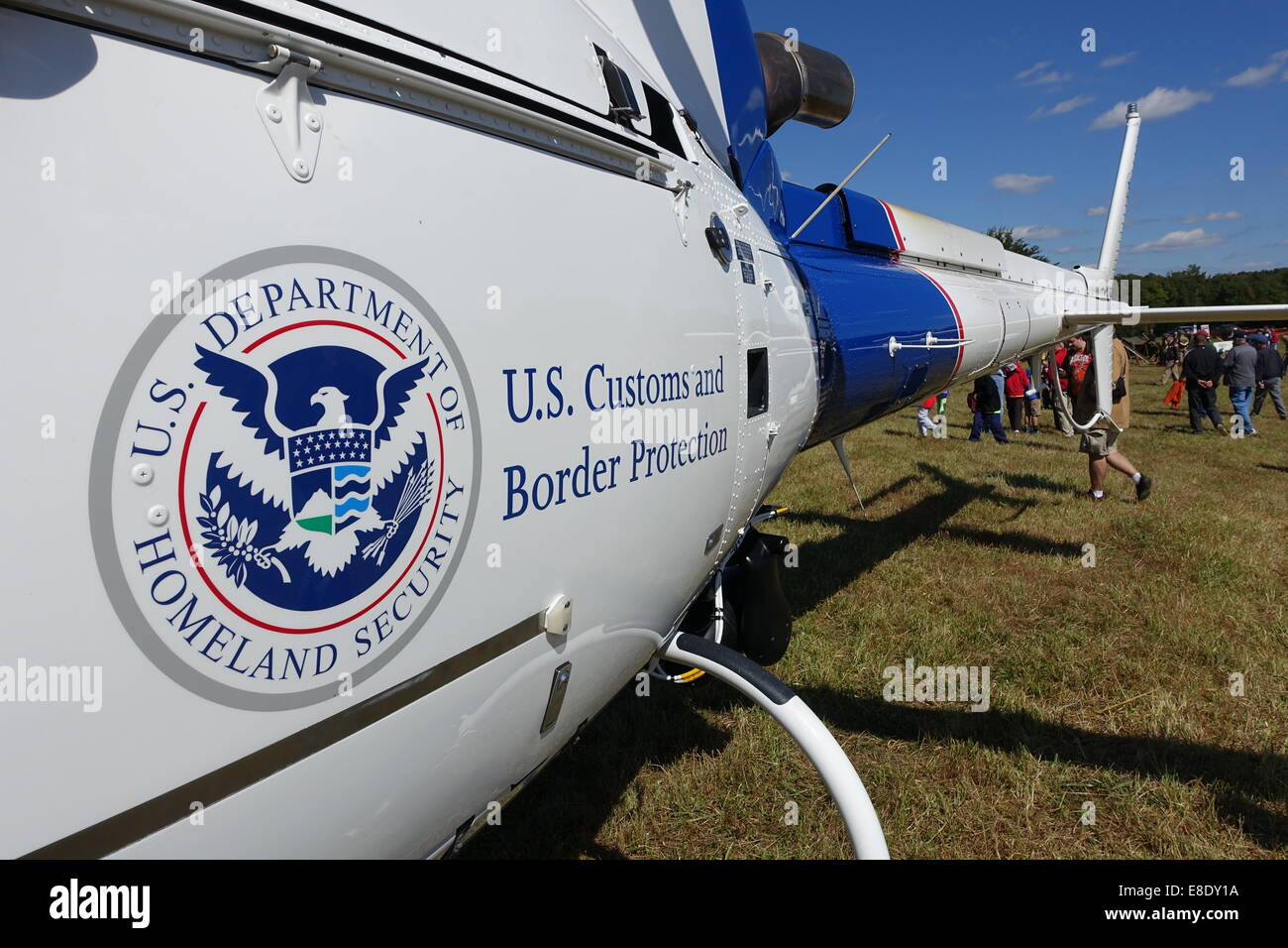 helicopter-operated-by-the-u-s-department-of-homeland-security-united-E8DY1A.jpg