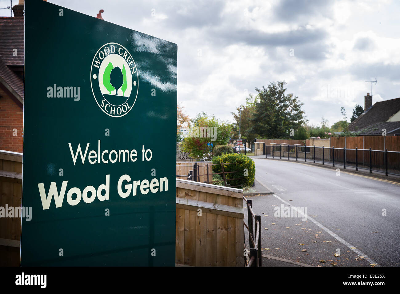 01/10/2014 Wood Green School, Witney Catchline Wood Green GV Length o