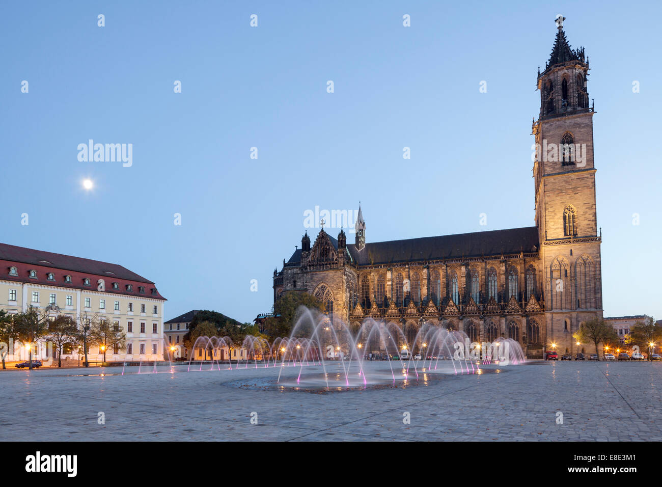 Domplatz with Cathedral, Magdeburg, Saxony Anhalt, Germany Stock Photo ...
